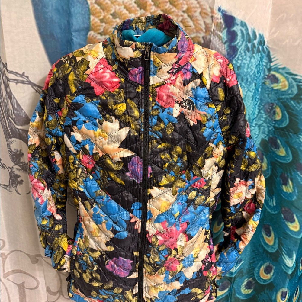 Preowned The North Face Floral Thermoball The Stow S/P - Reduced & Great Price - Picture 6 of 11